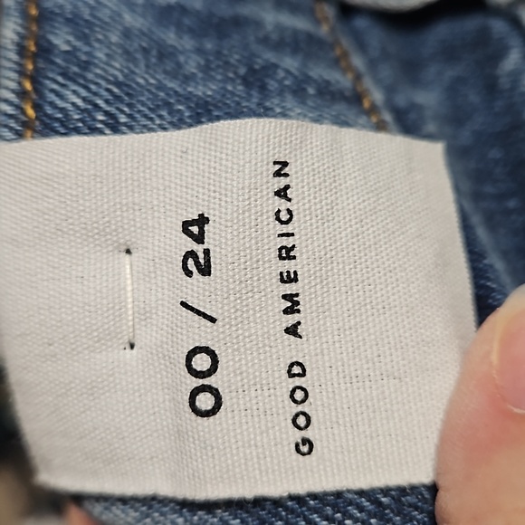 NWT Good American Denim Shorts - Picture 11 of 12